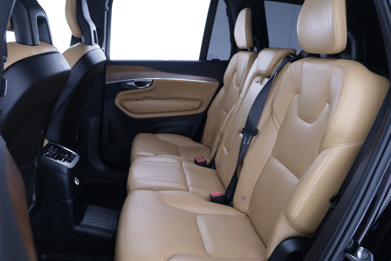 VOLVO XC90 2016
