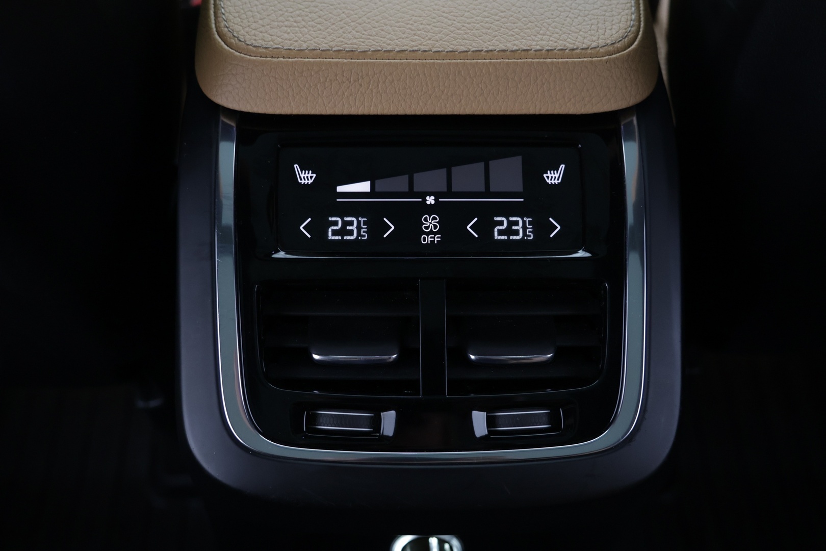 VOLVO XC90 2016