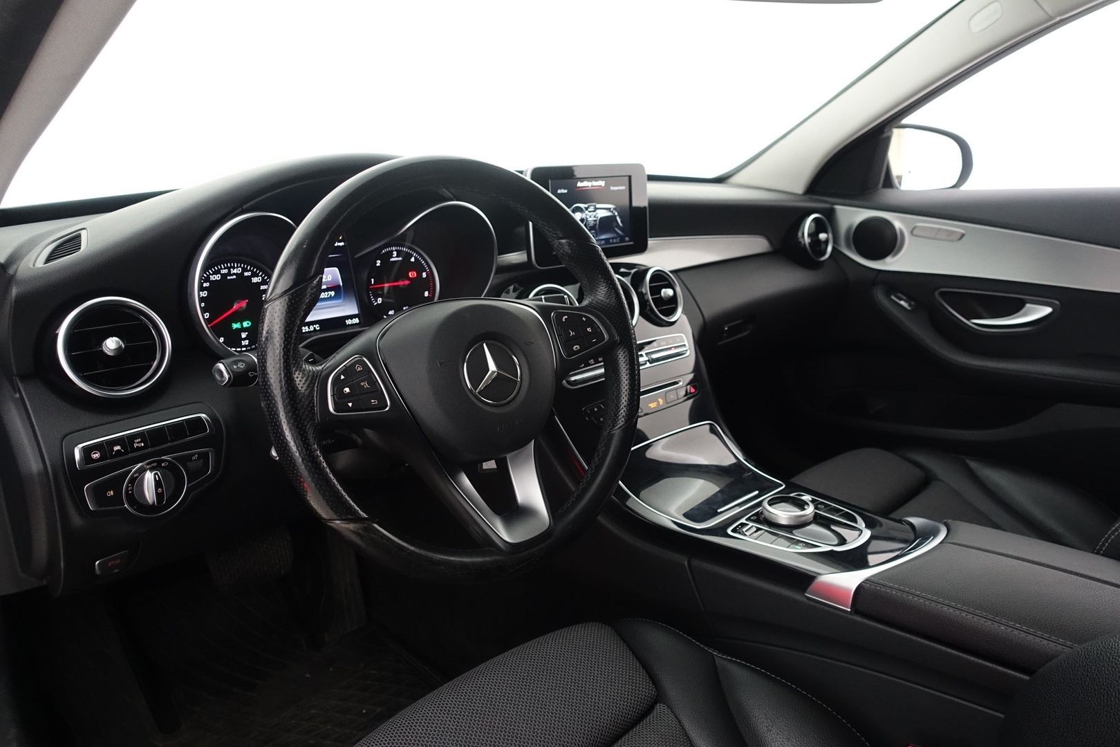 MERCEDES-BENZ C 2016