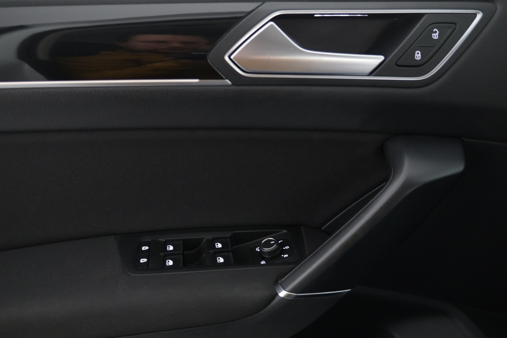 VOLKSWAGEN Touran 2017