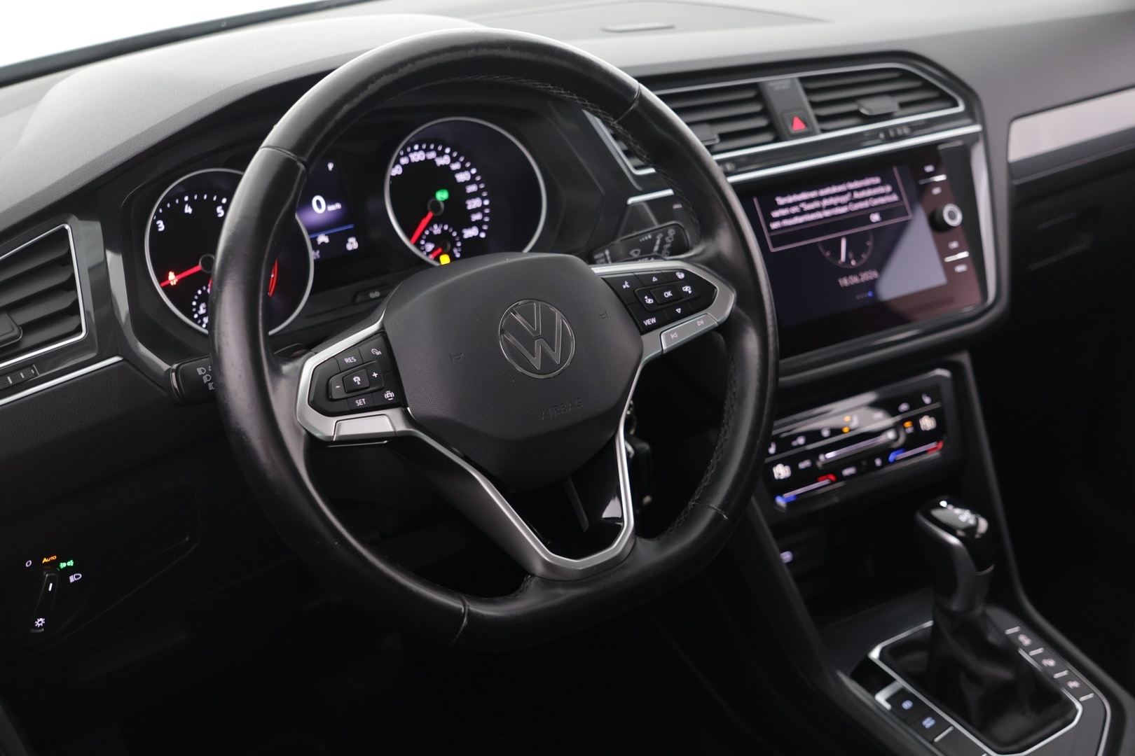 VOLKSWAGEN Tiguan 2021