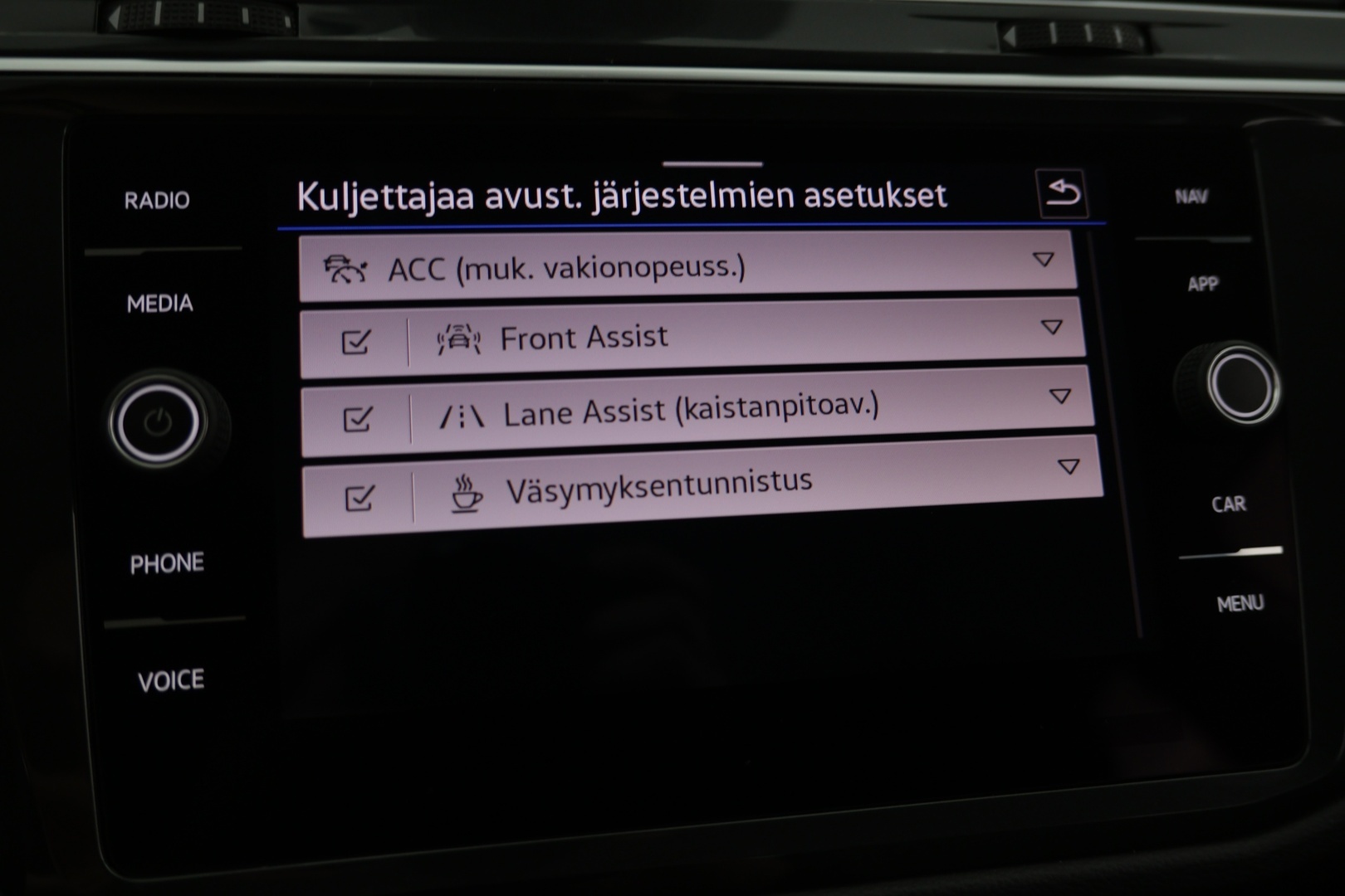 VOLKSWAGEN Tiguan 2021