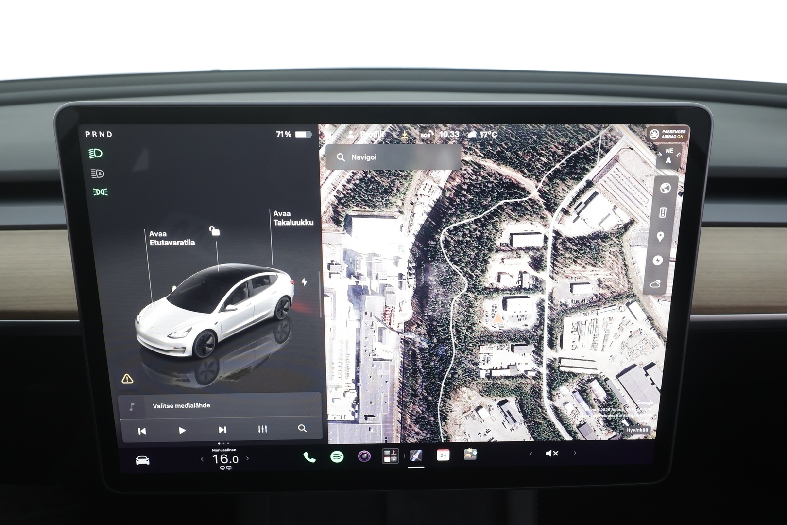 TESLA Model 3 2022