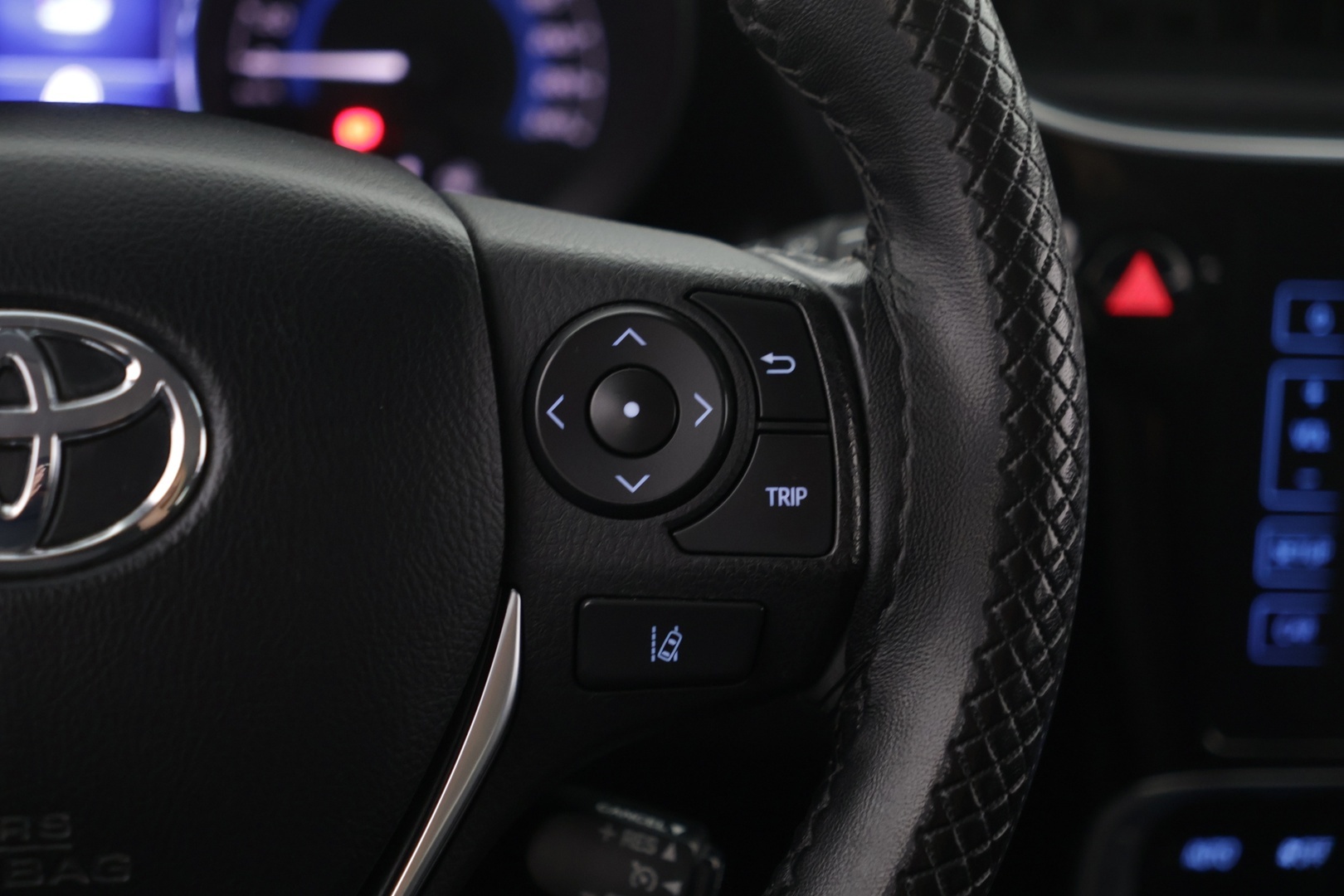 TOYOTA Auris 2018
