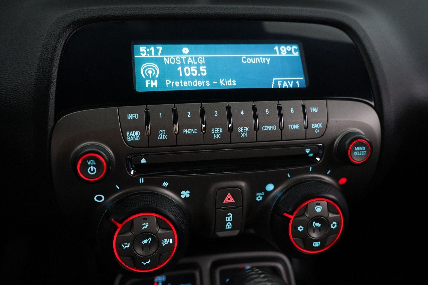 CHEVROLET Camaro 2011