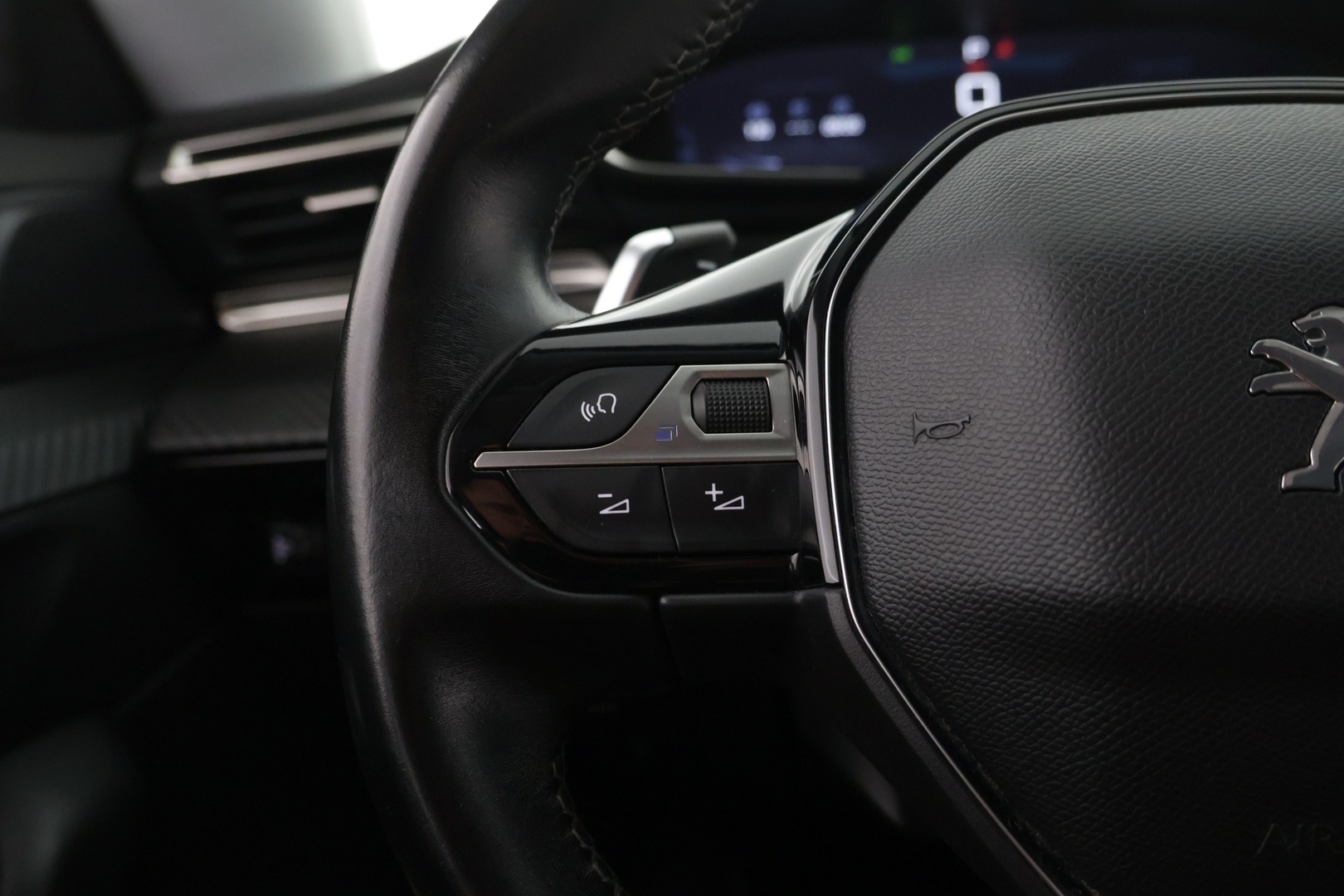 PEUGEOT 508 2021