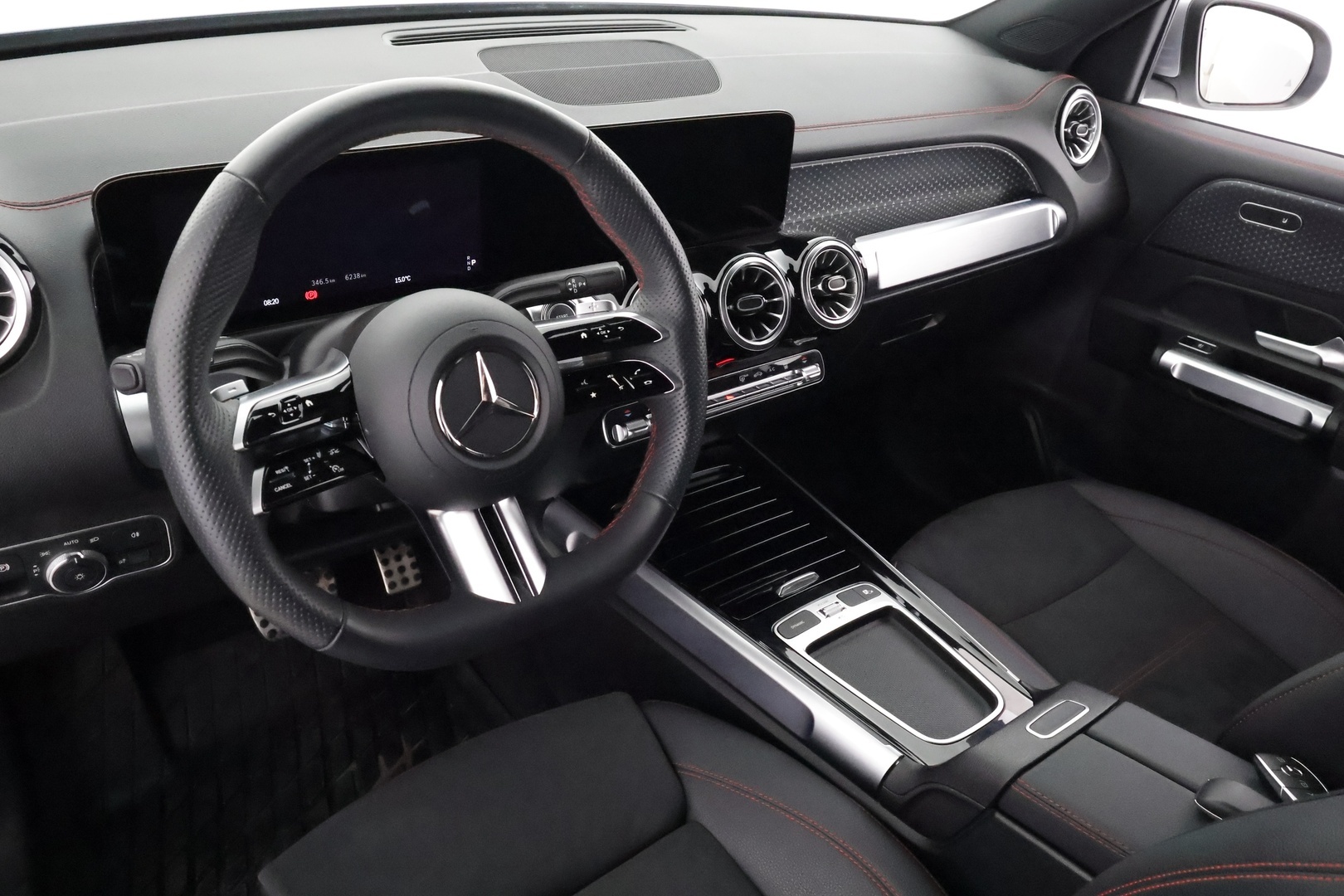 MERCEDES-BENZ EQB 2026