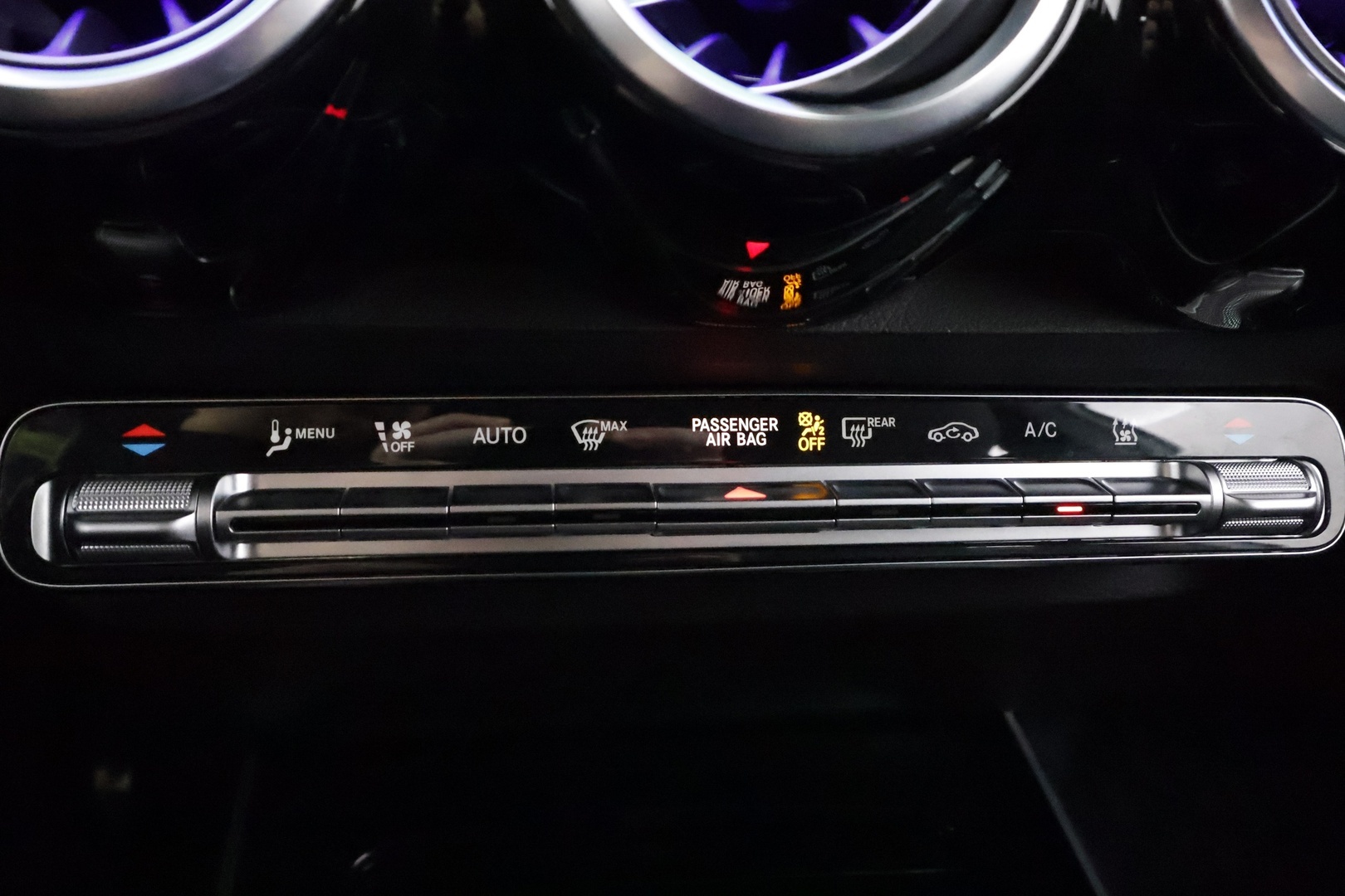 MERCEDES-BENZ EQB 2026