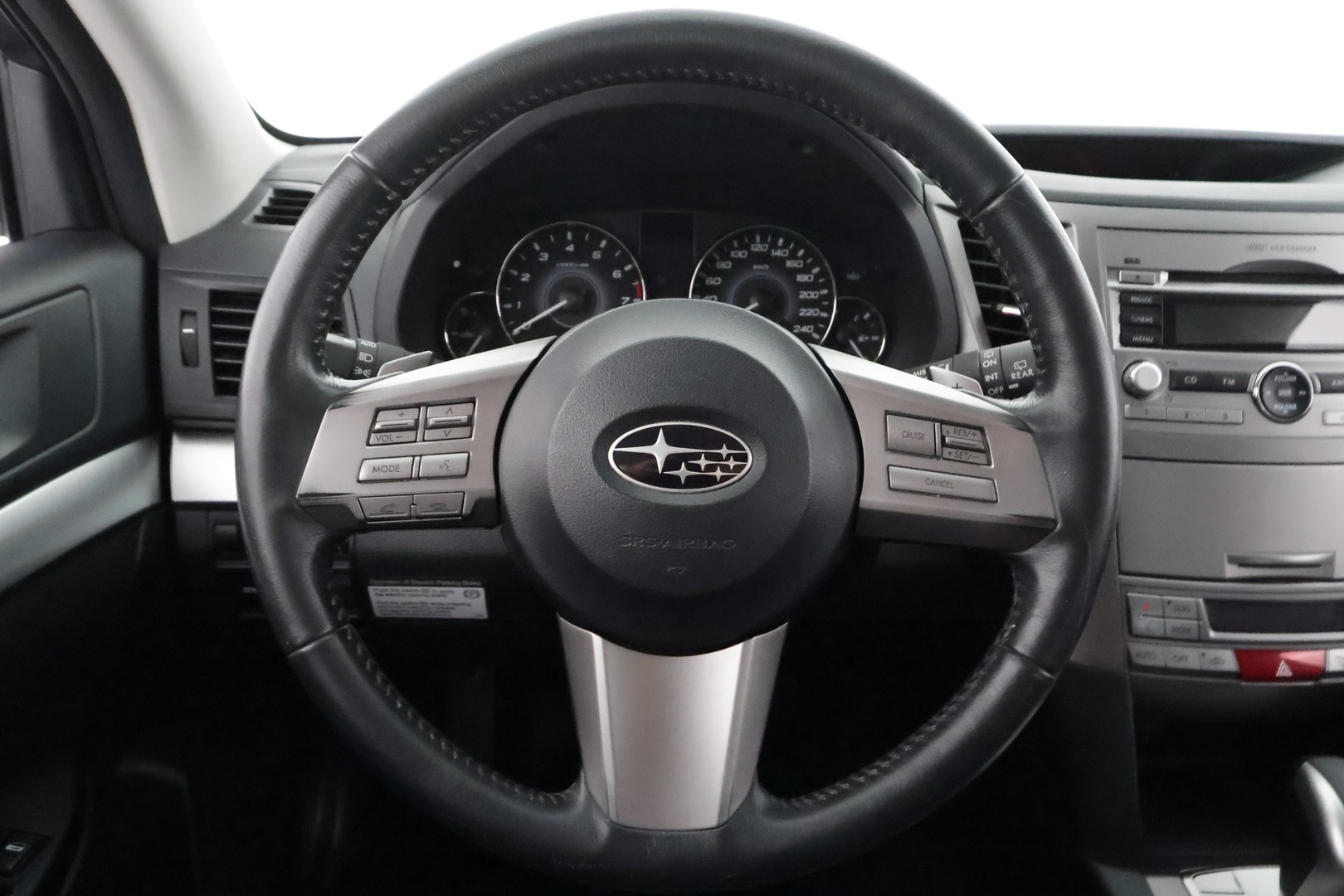 SUBARU Outback 2012
