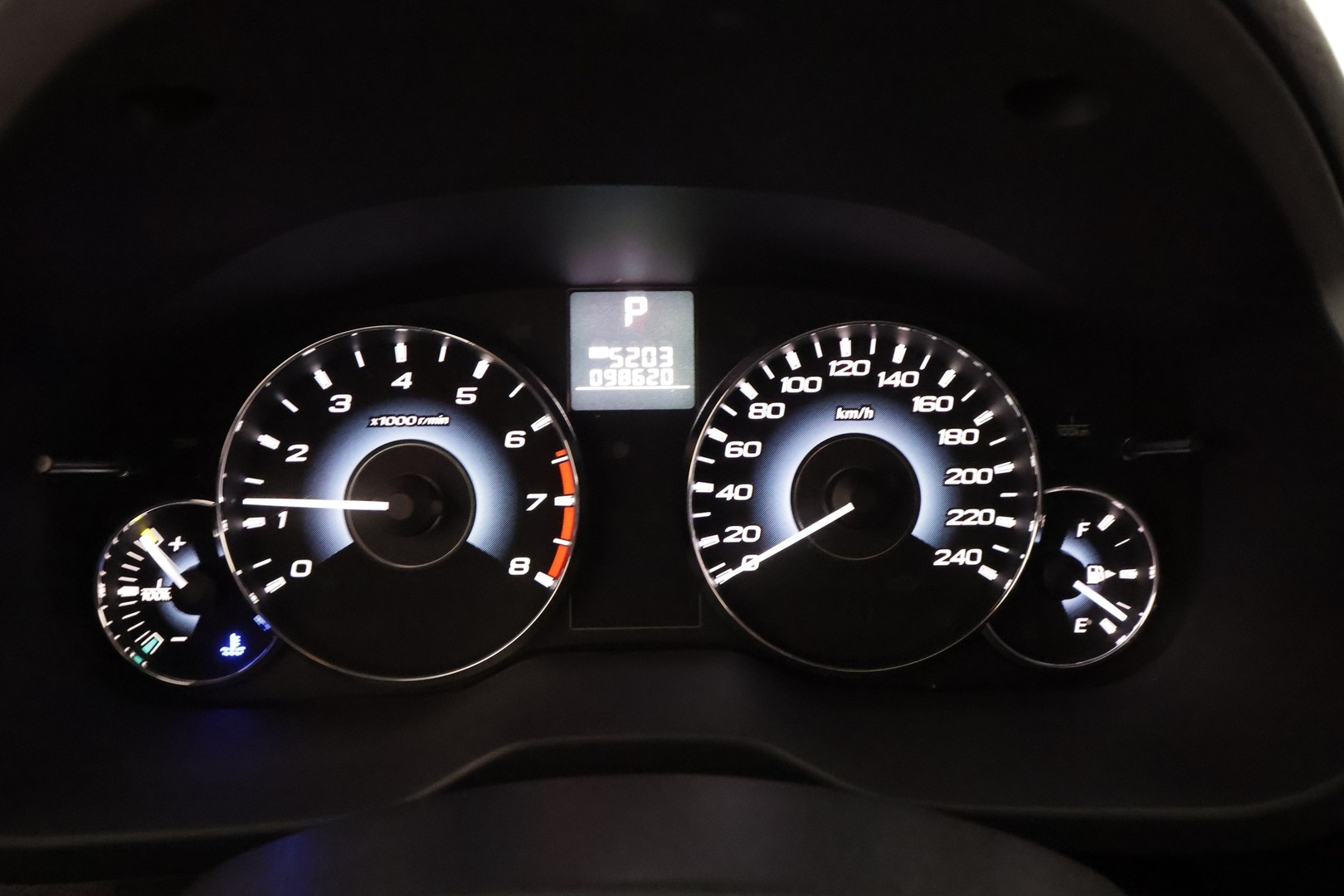 SUBARU Outback 2012