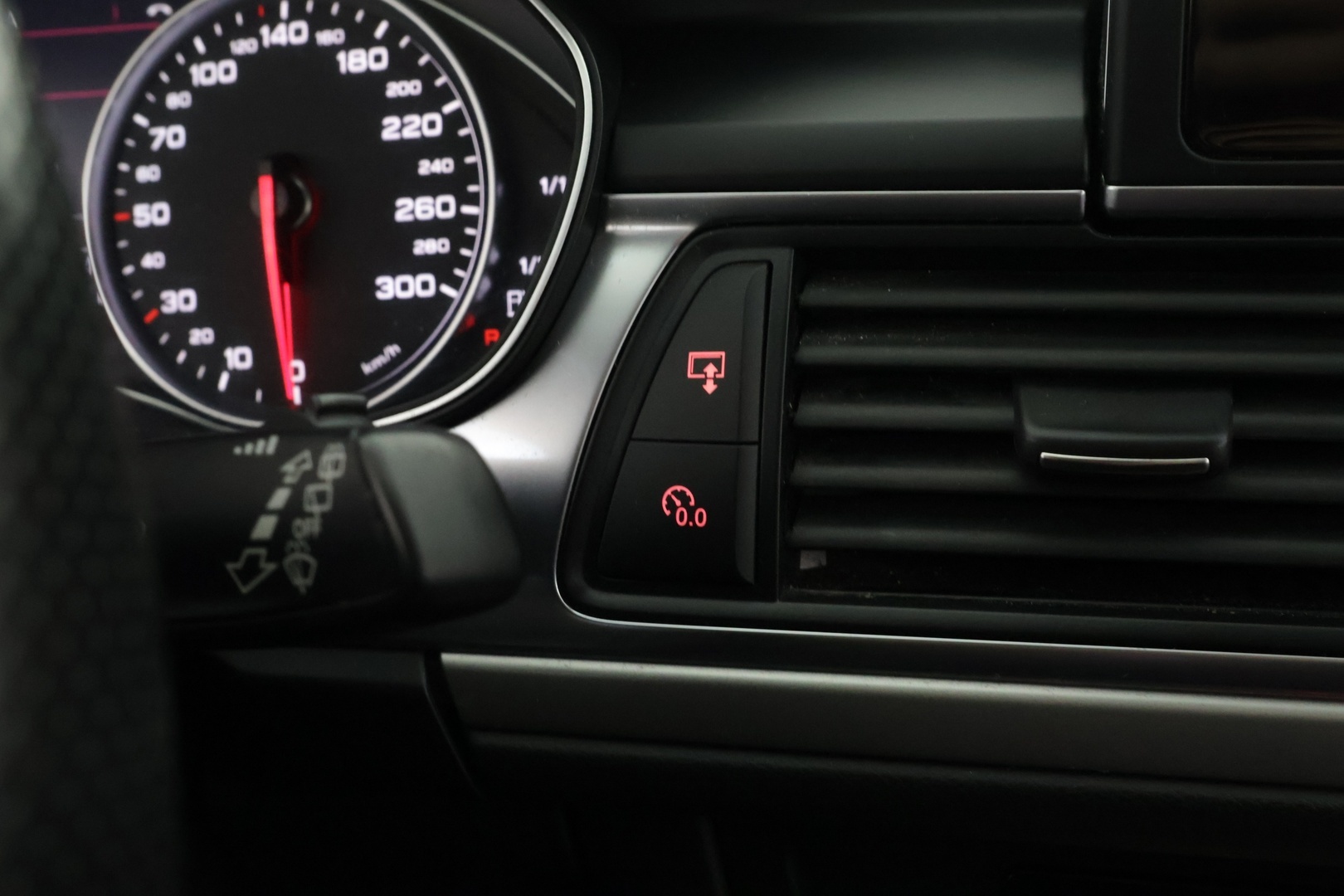 AUDI A6 2012