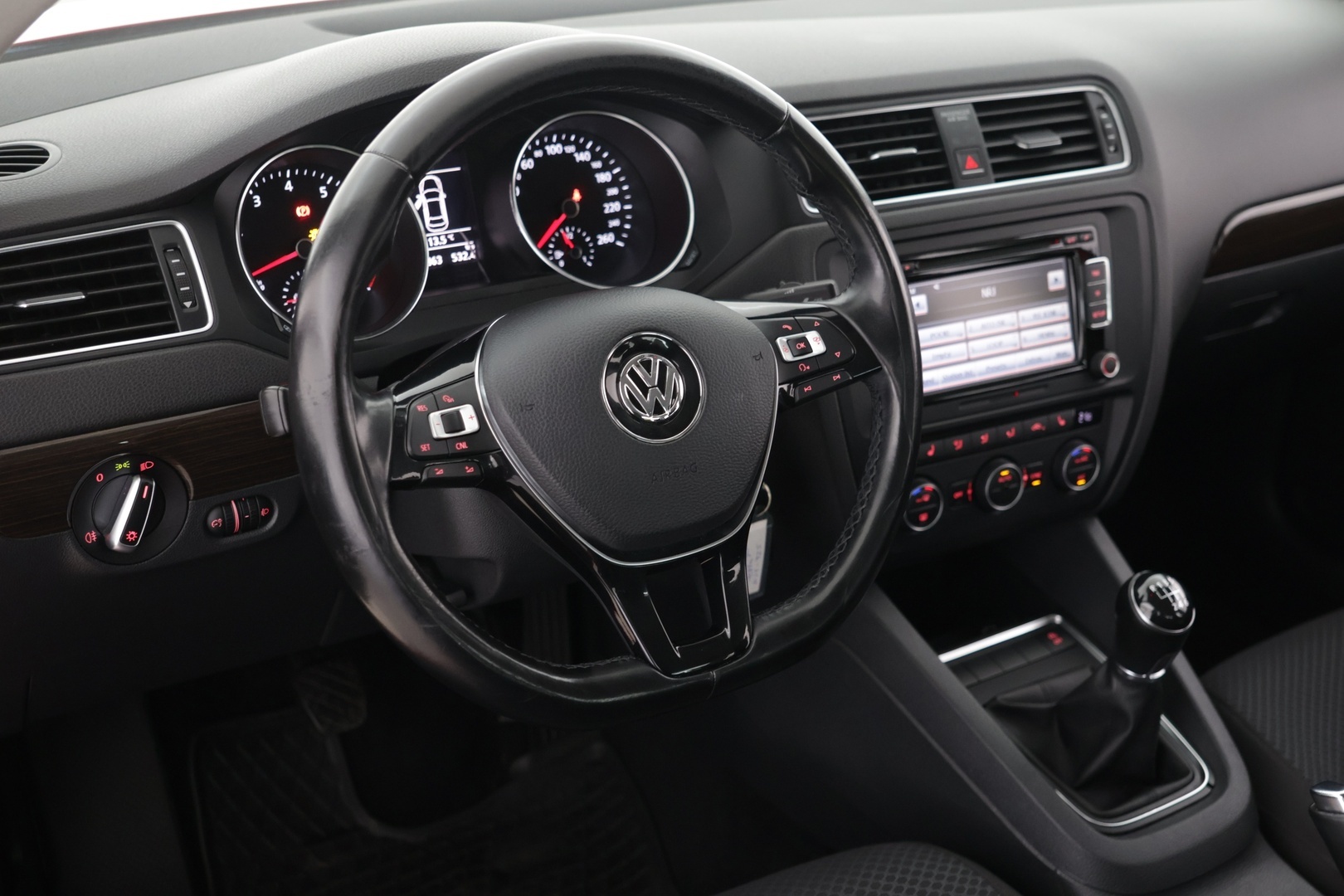 VOLKSWAGEN Jetta 2015