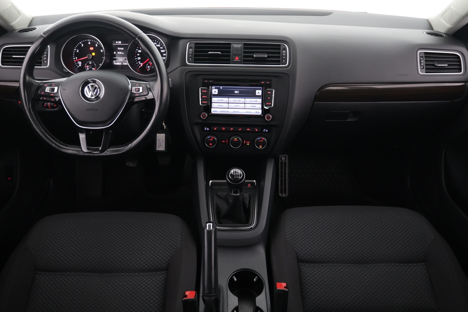 VOLKSWAGEN Jetta 2015