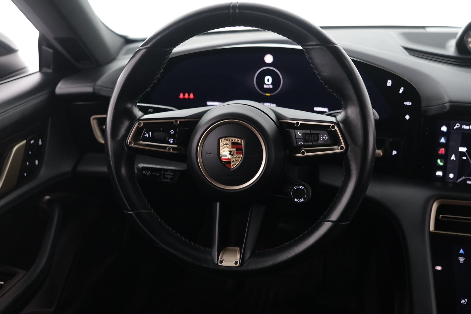 PORSCHE Taycan 2020