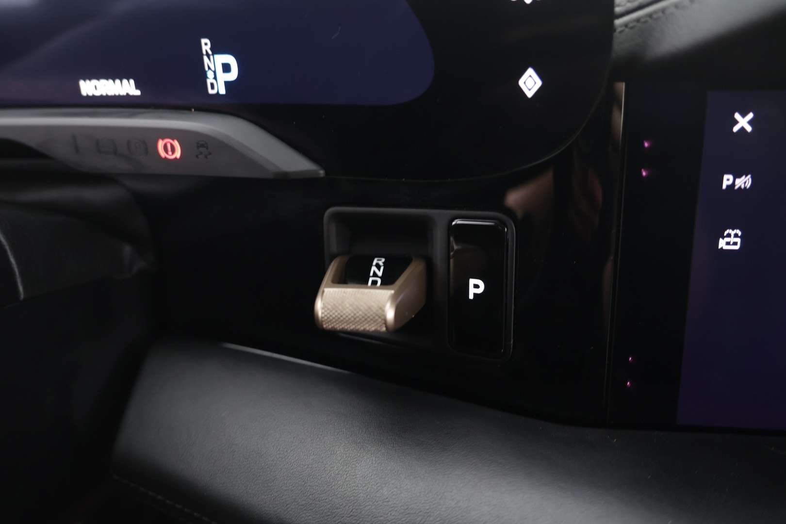 PORSCHE Taycan 2020