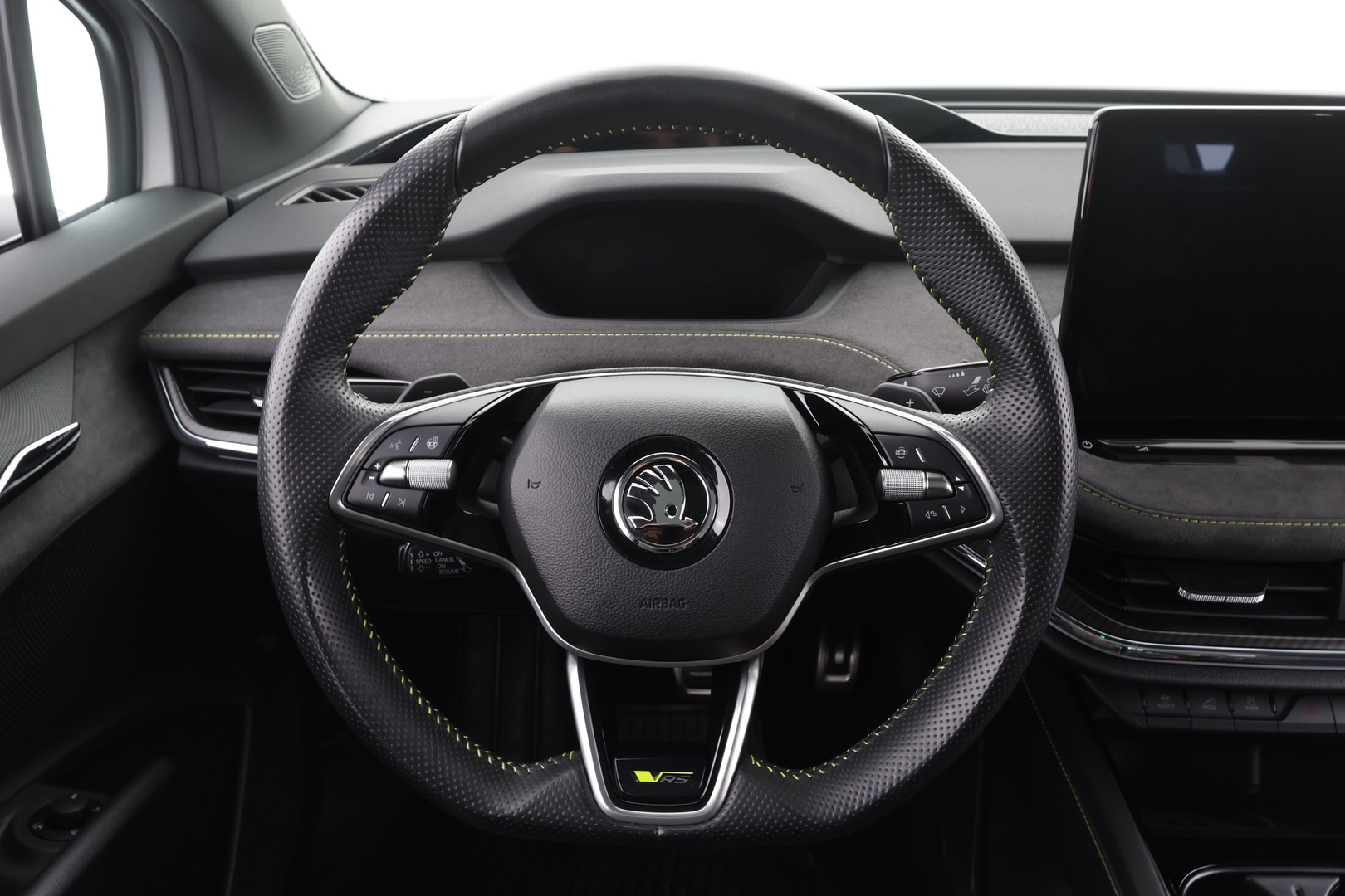 SKODA ENYAQ 2024