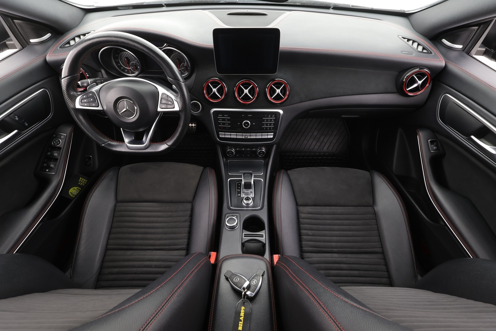 MERCEDES-BENZ CLA 45 AMG 2018