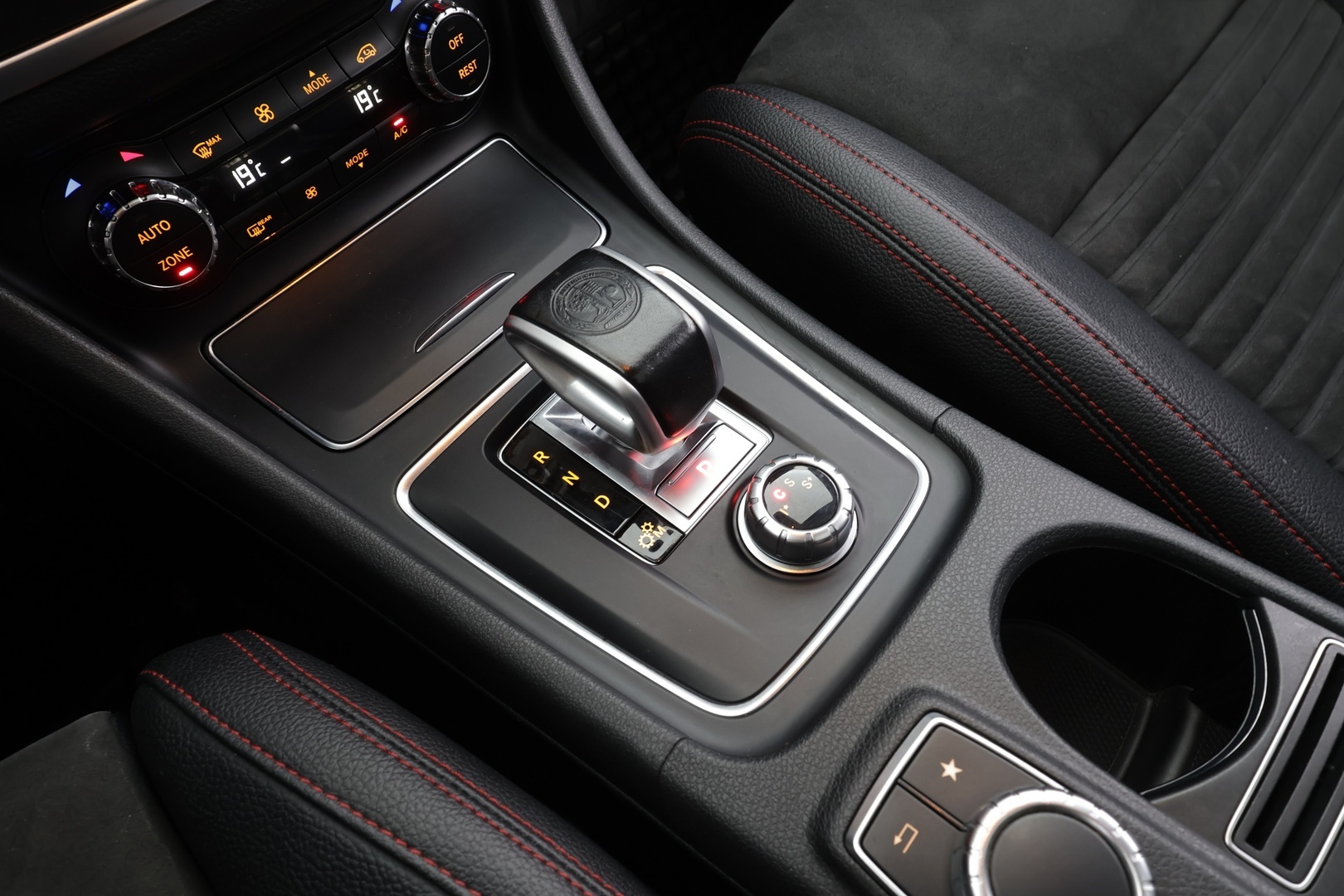 MERCEDES-BENZ CLA 45 AMG 2018