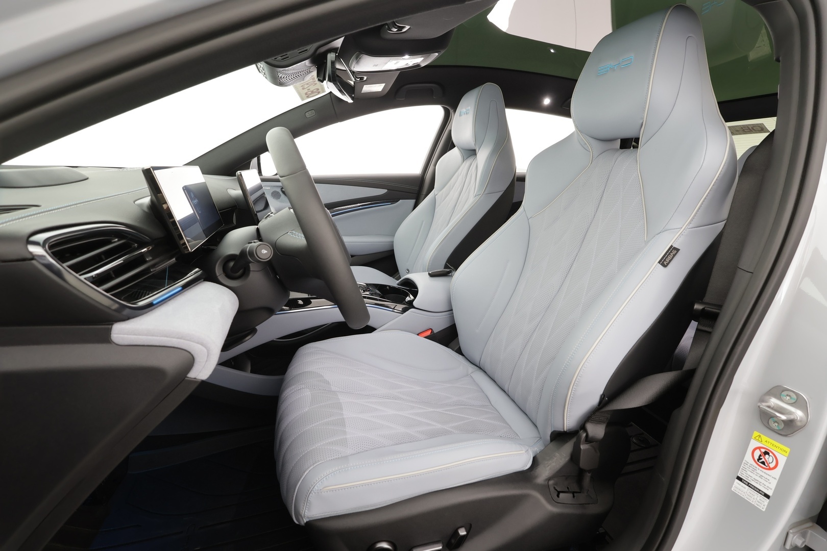 BYD SEAL 2025