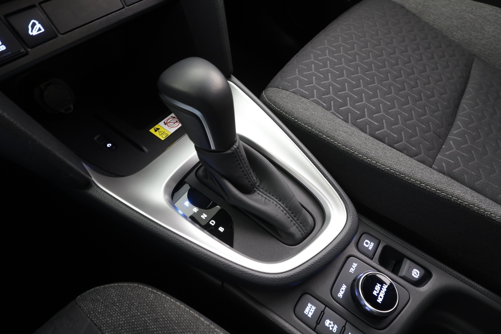 TOYOTA YARIS CROSS 2022