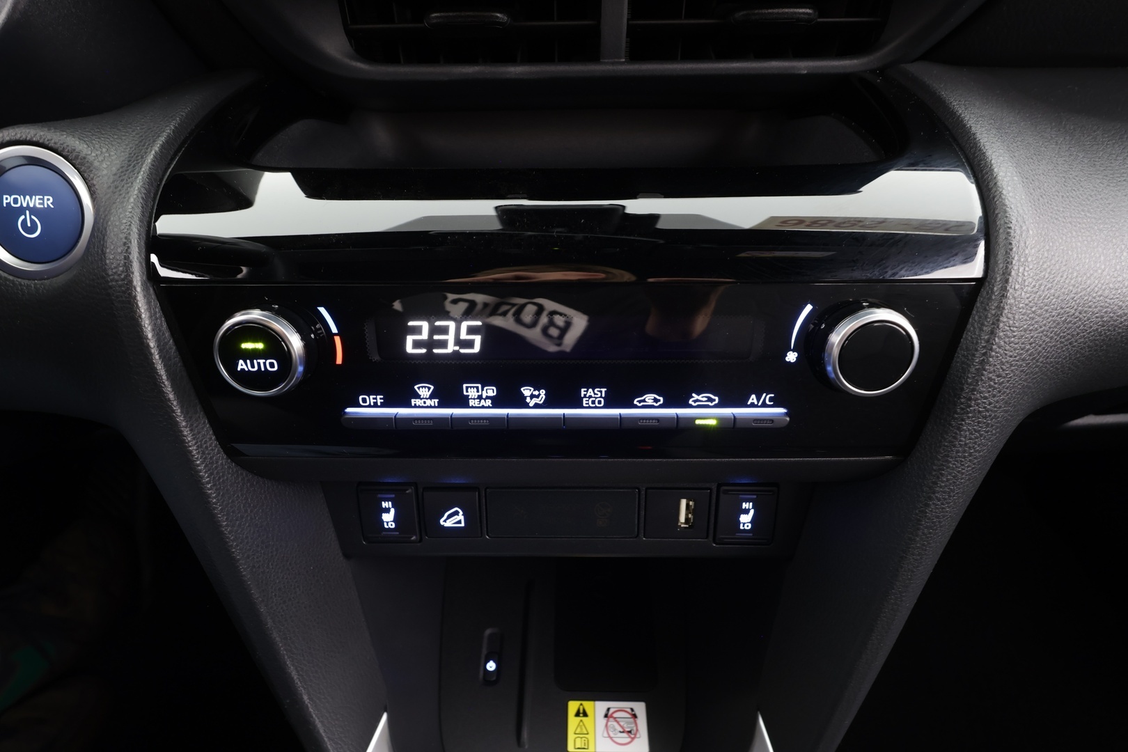 TOYOTA YARIS CROSS 2022