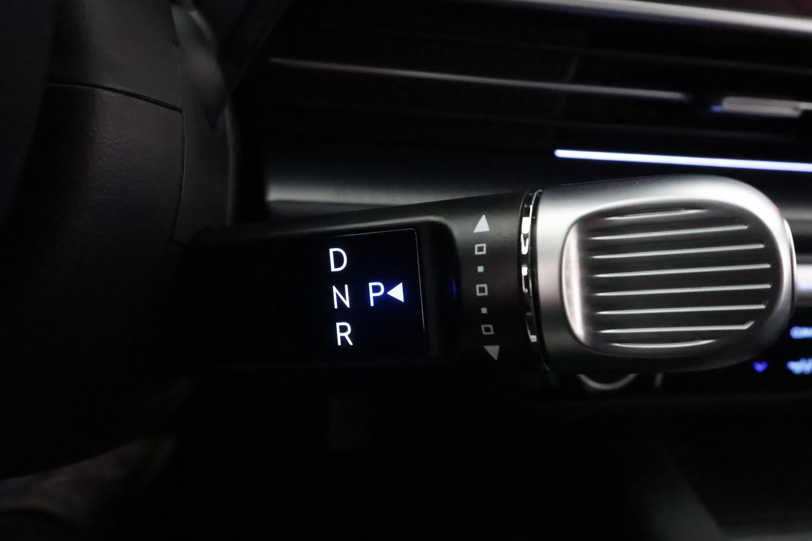 HYUNDAI IONIQ 6 2025