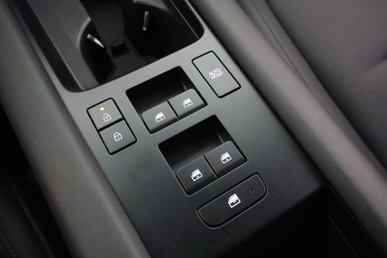 HYUNDAI IONIQ 6 2025