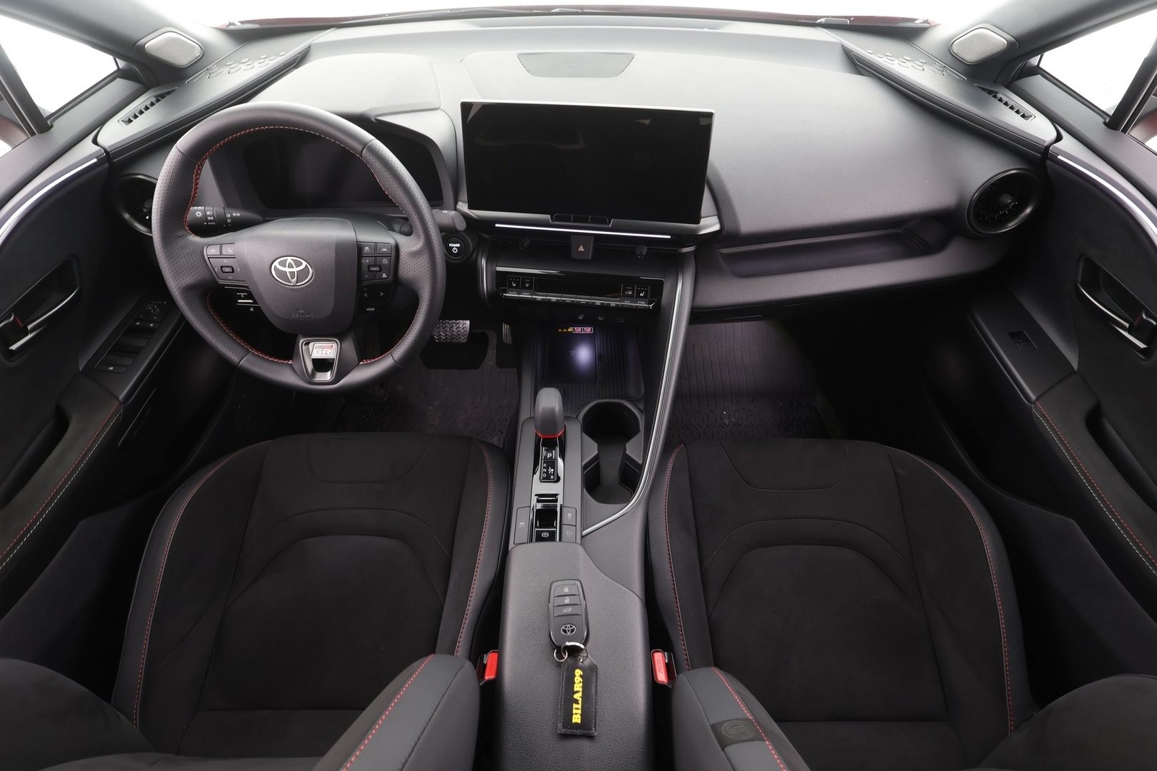 TOYOTA C-HR 2024