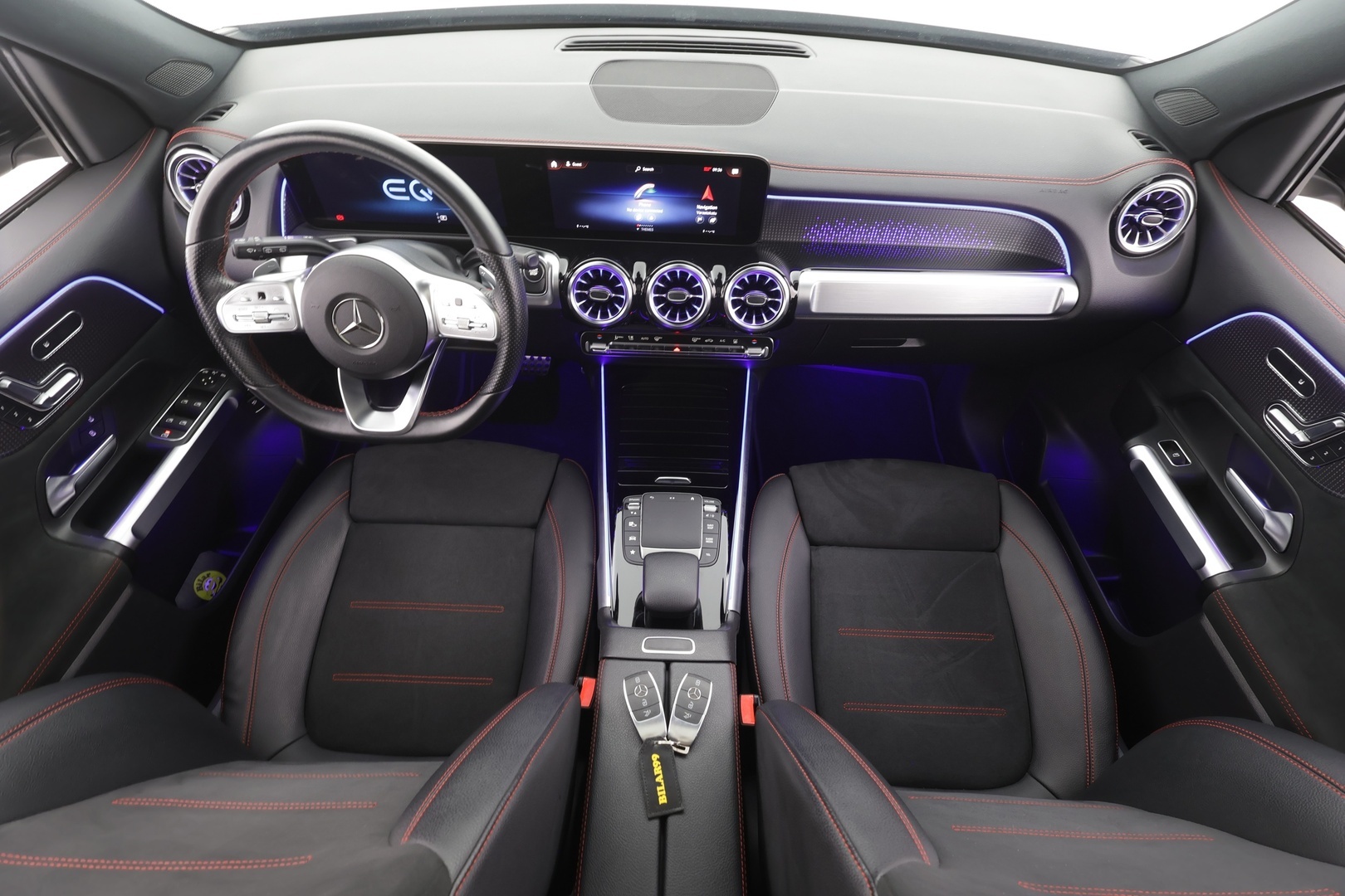MERCEDES-BENZ EQB 2023