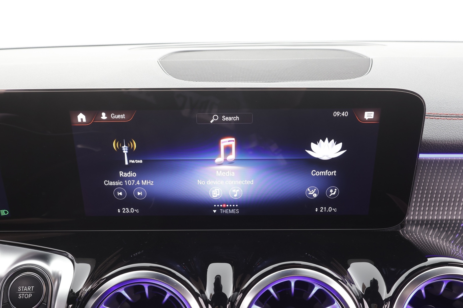 MERCEDES-BENZ EQB 2023