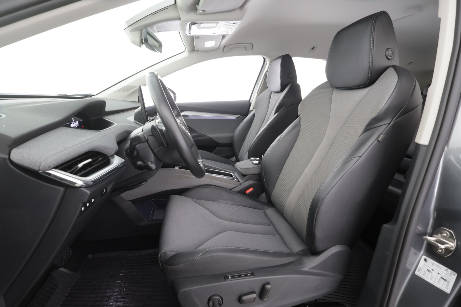 SKODA ENYAQ 2023