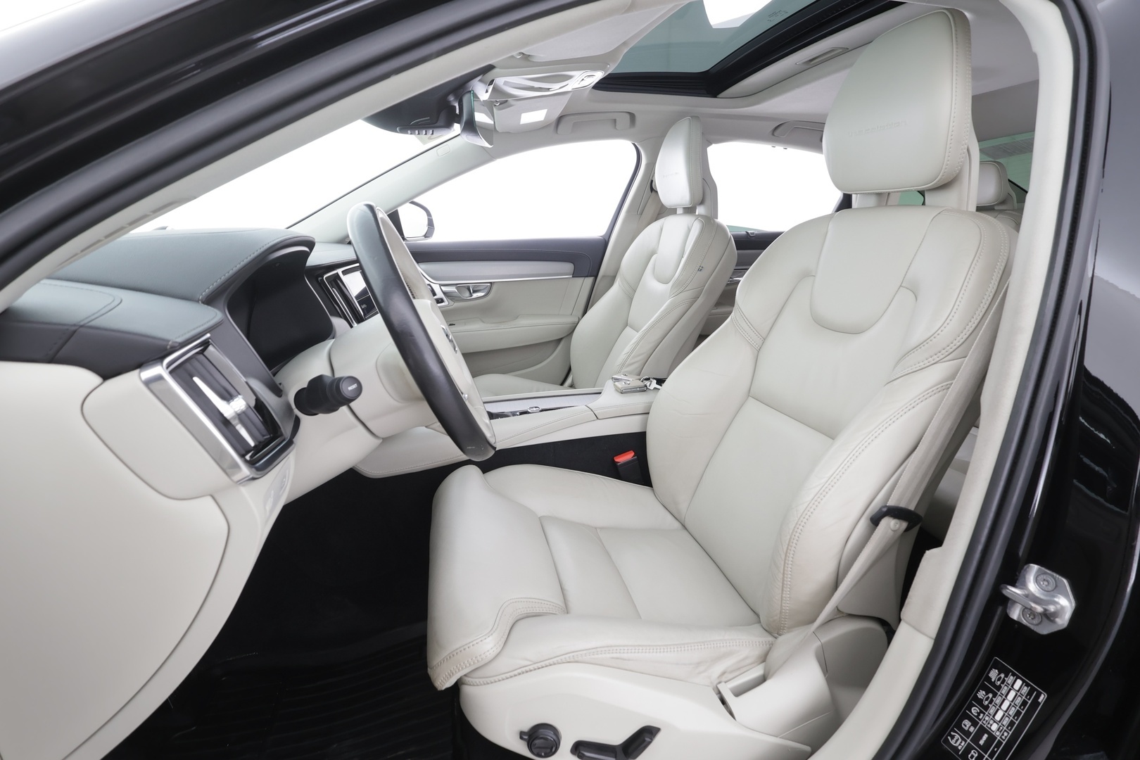 VOLVO S90 2017