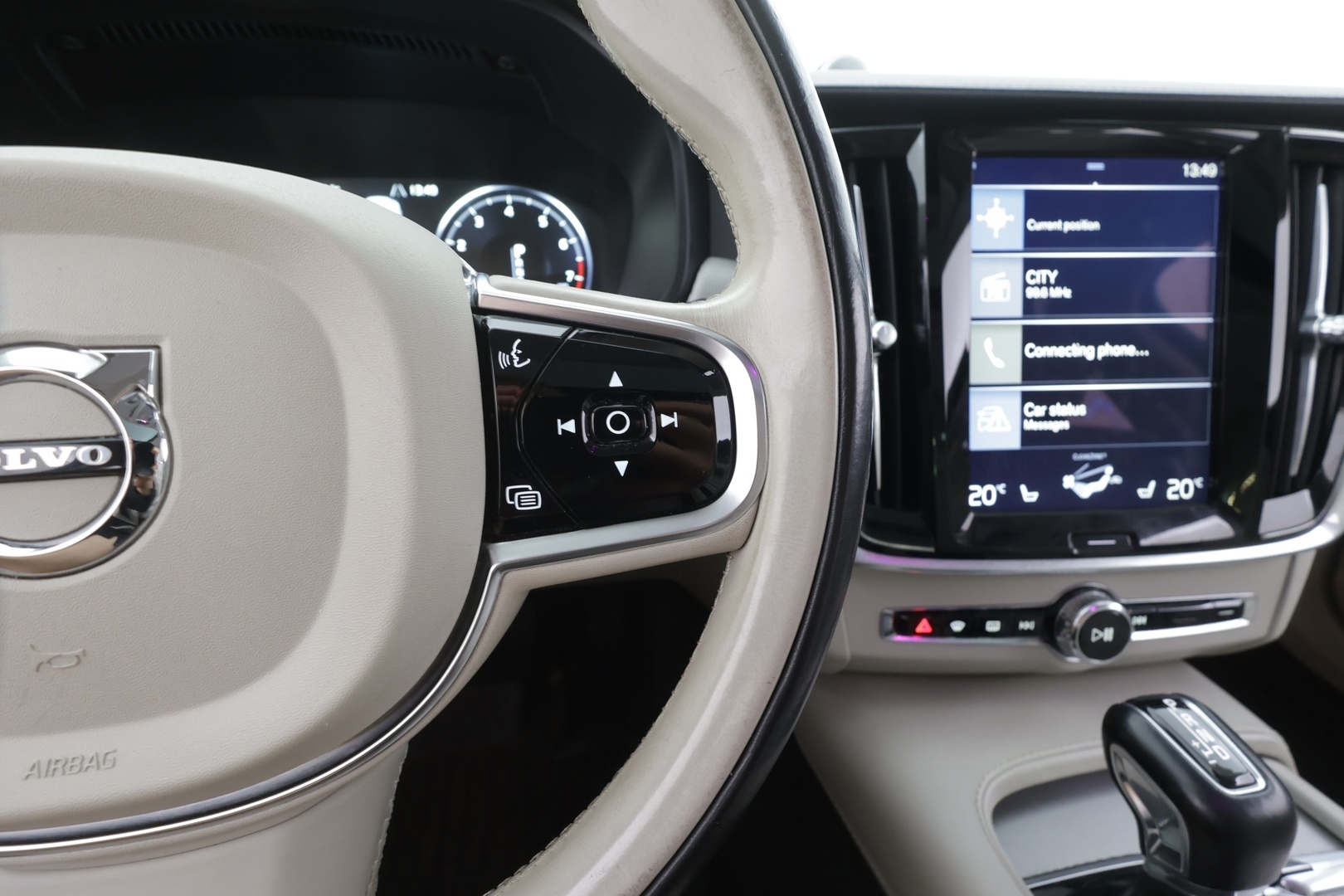 VOLVO S90 2017