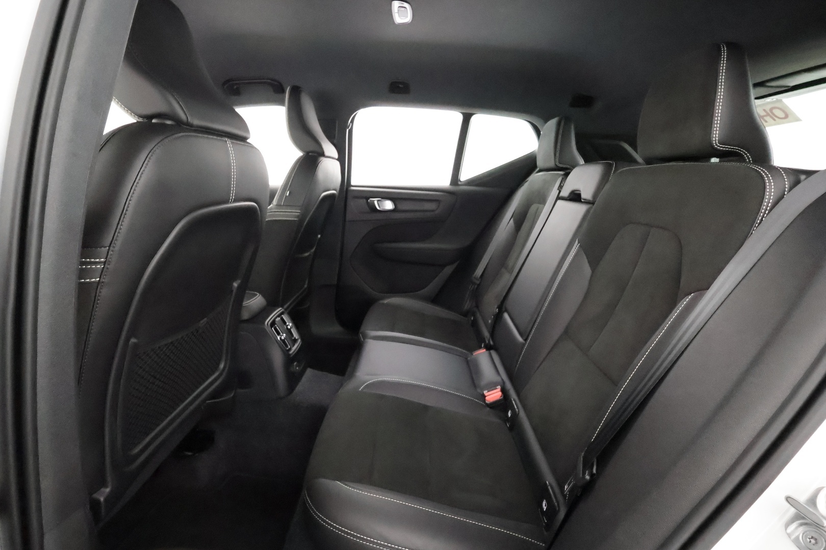 VOLVO XC40 2022