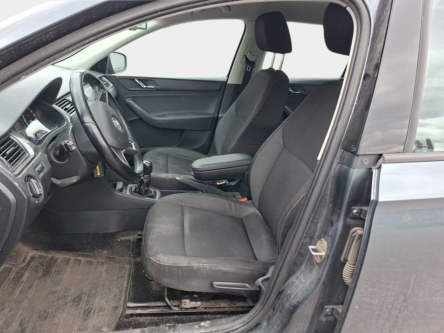 SKODA Rapid 2014