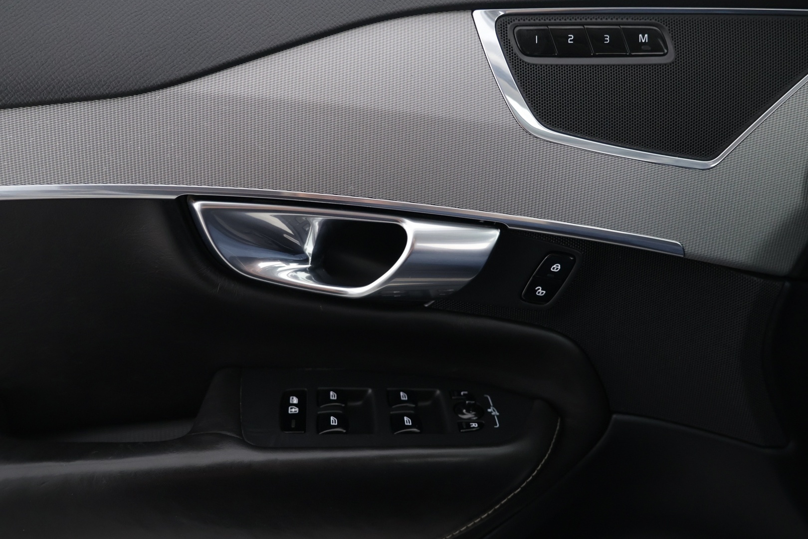 VOLVO XC90 2017