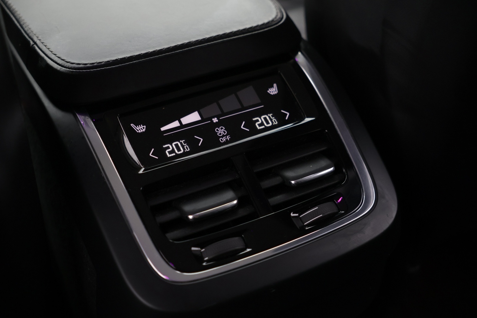 VOLVO XC90 2017