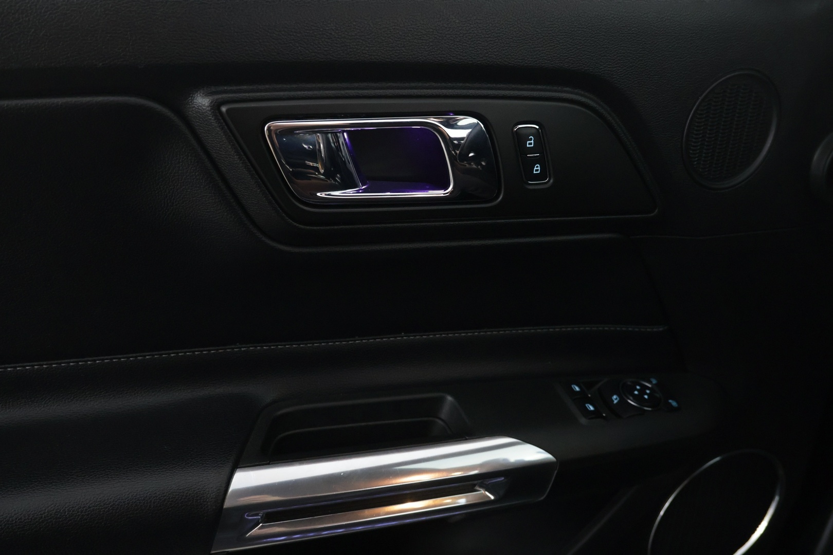 FORD Mustang 2016
