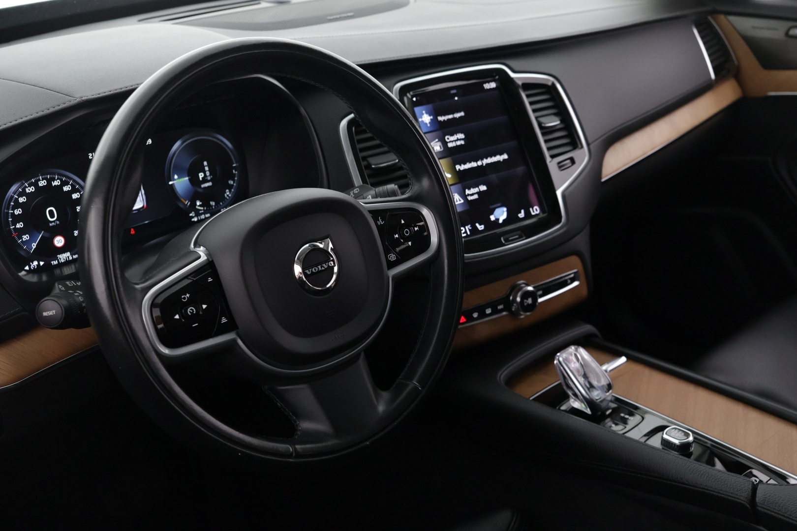 VOLVO XC90 2022