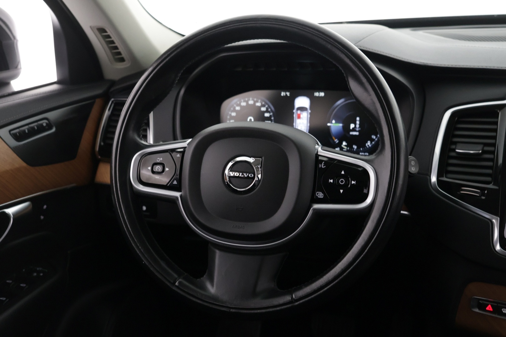 VOLVO XC90 2022