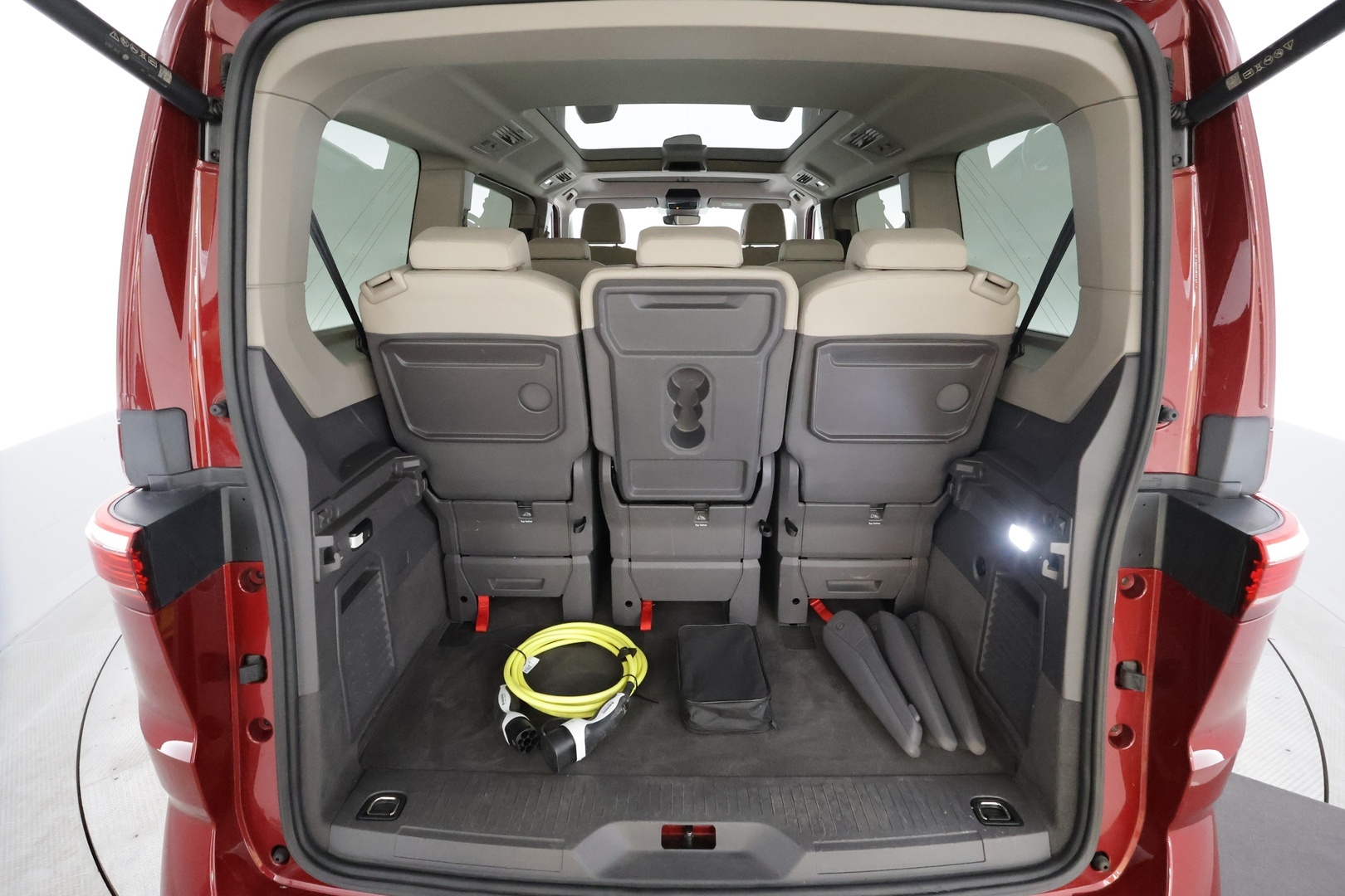 VOLKSWAGEN Multivan 2022