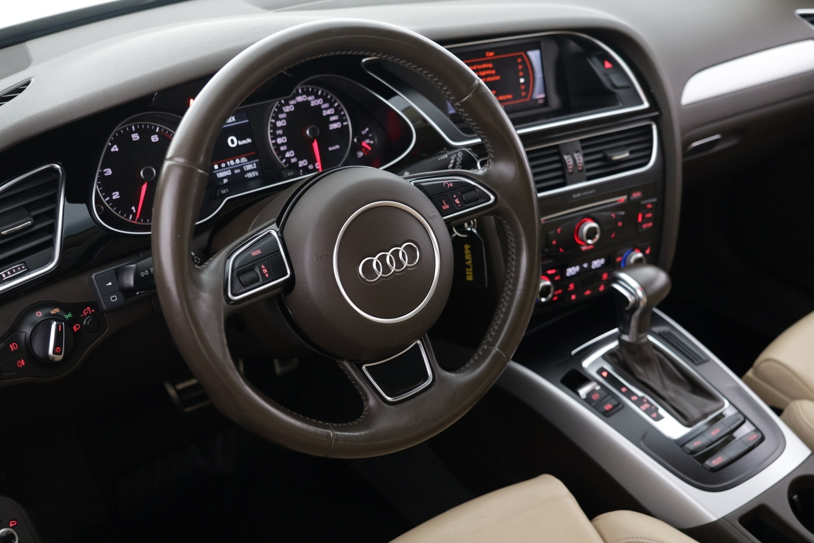 AUDI A4 2015