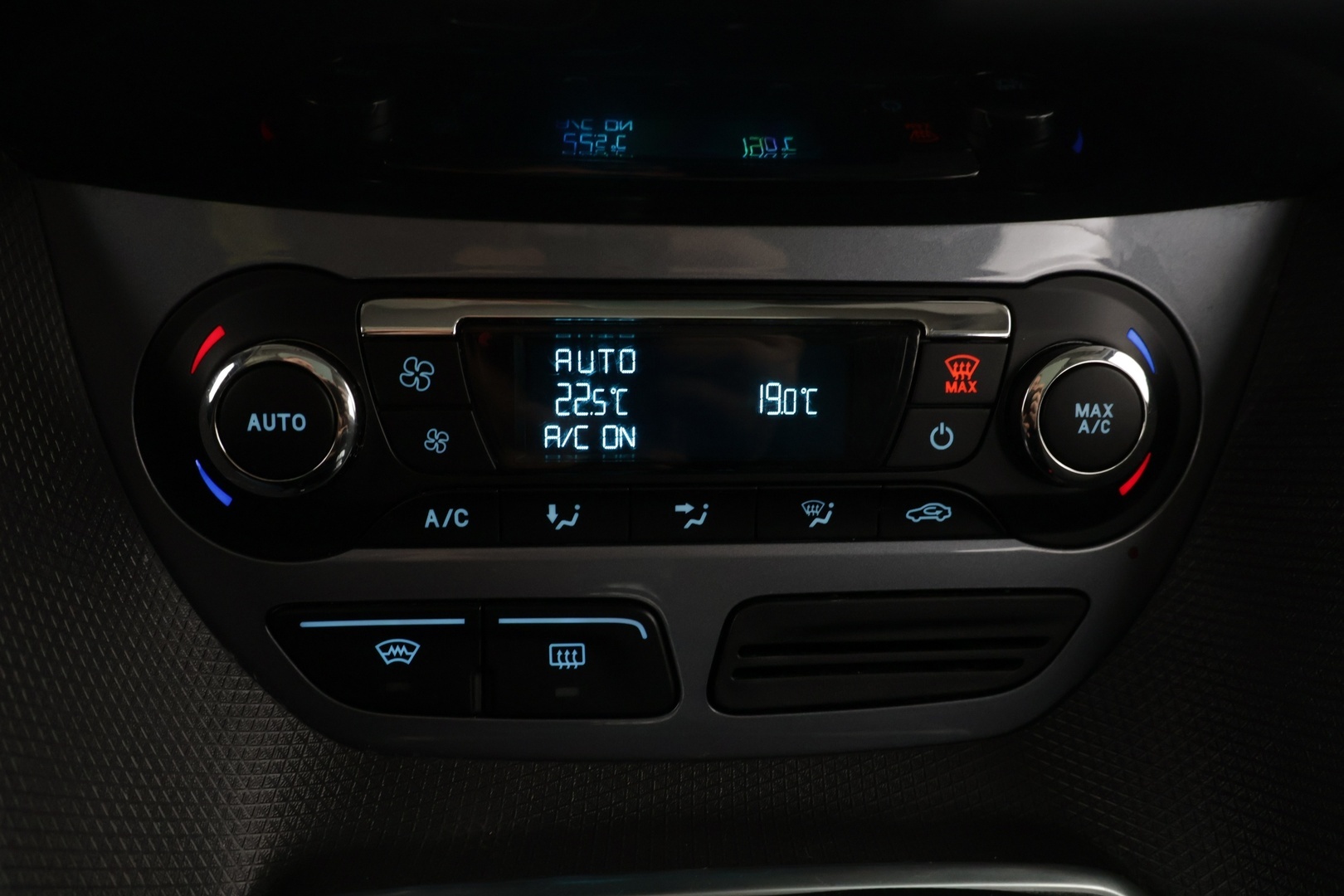 FORD Grand Tourneo Connect 2014