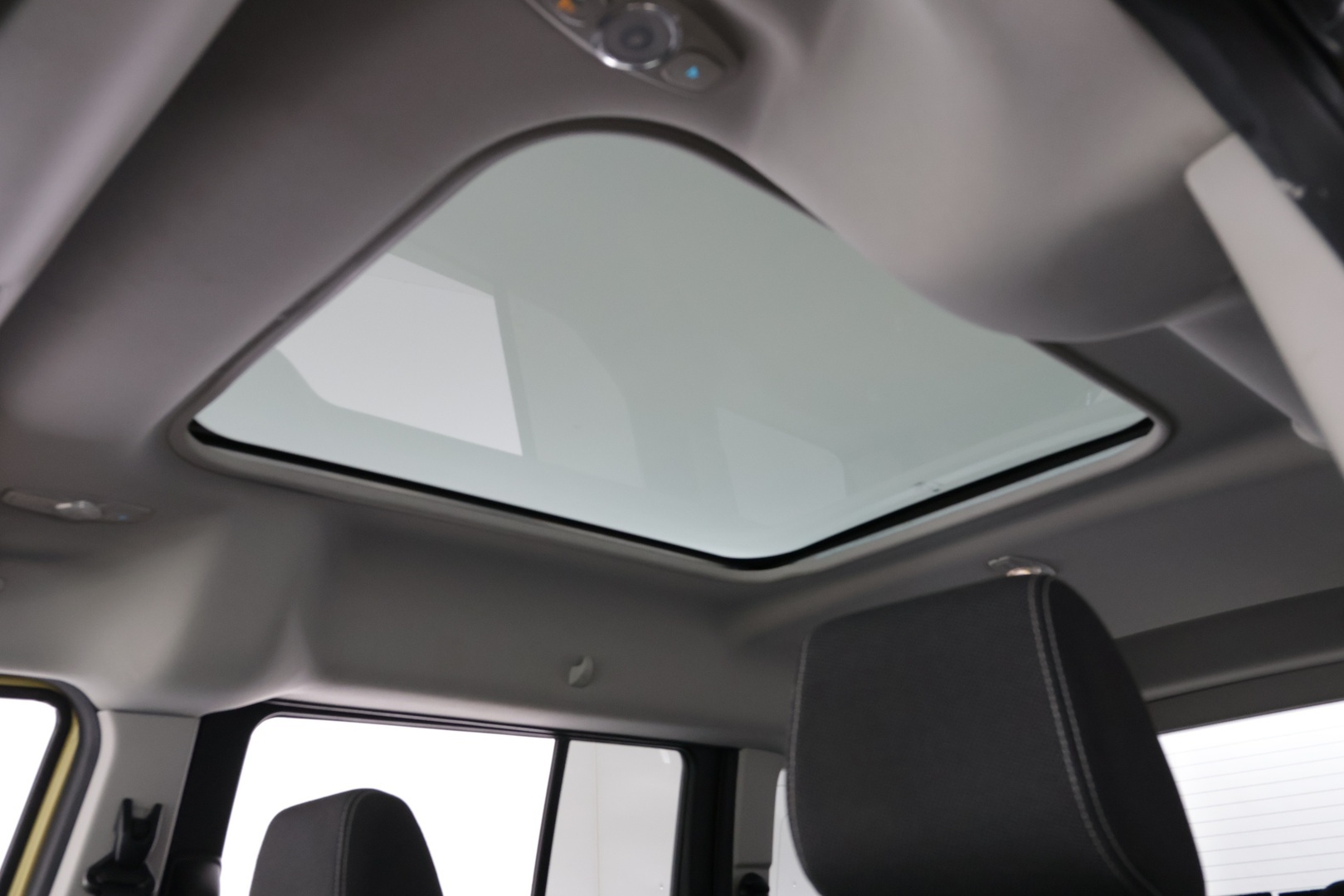 FORD Grand Tourneo Connect 2014