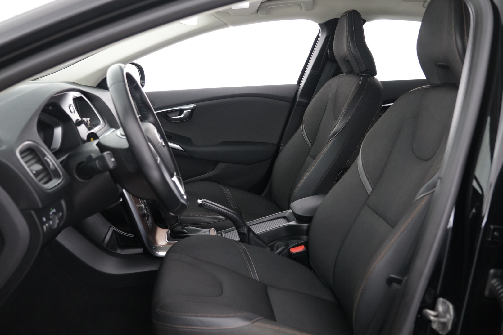 VOLVO V40 Cross Country 2015