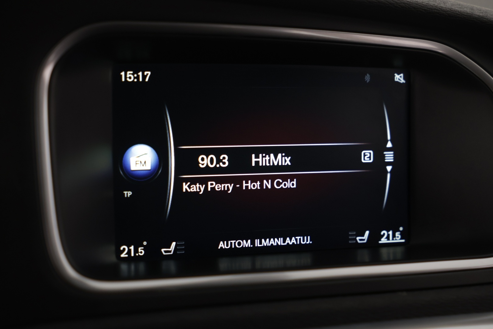 VOLVO V40 Cross Country 2015