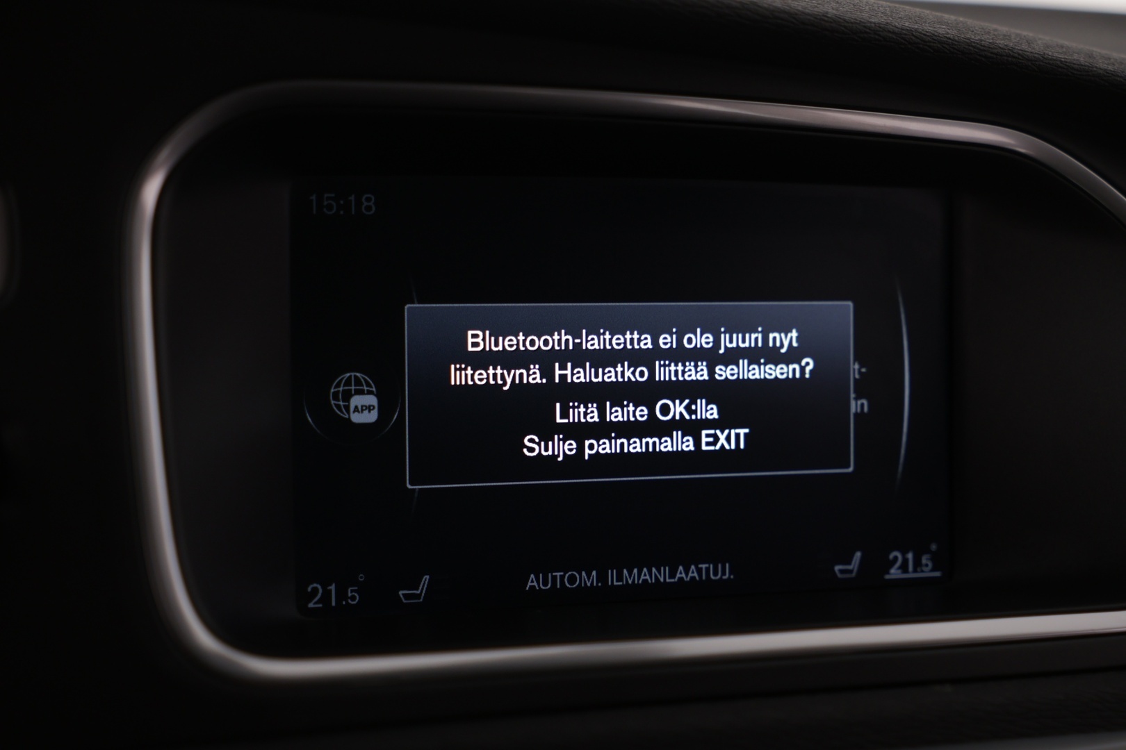 VOLVO V40 Cross Country 2015