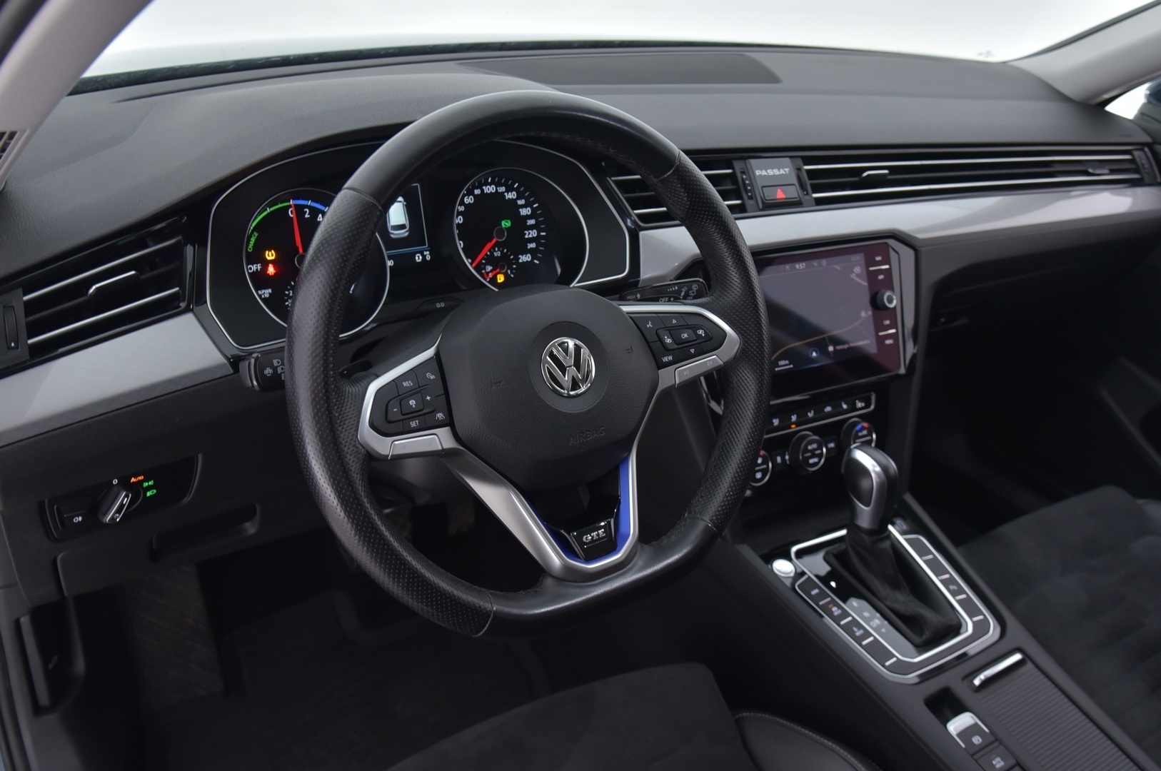 VOLKSWAGEN PASSAT GTE 2020
