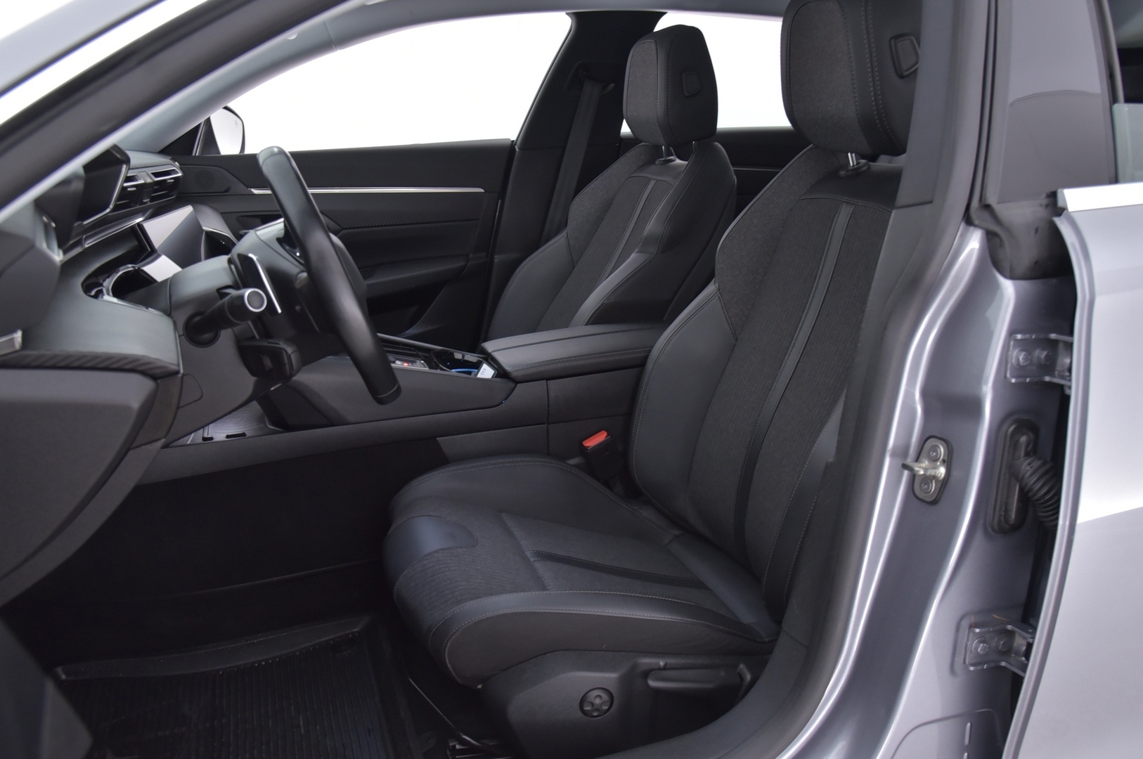 PEUGEOT 508 2020