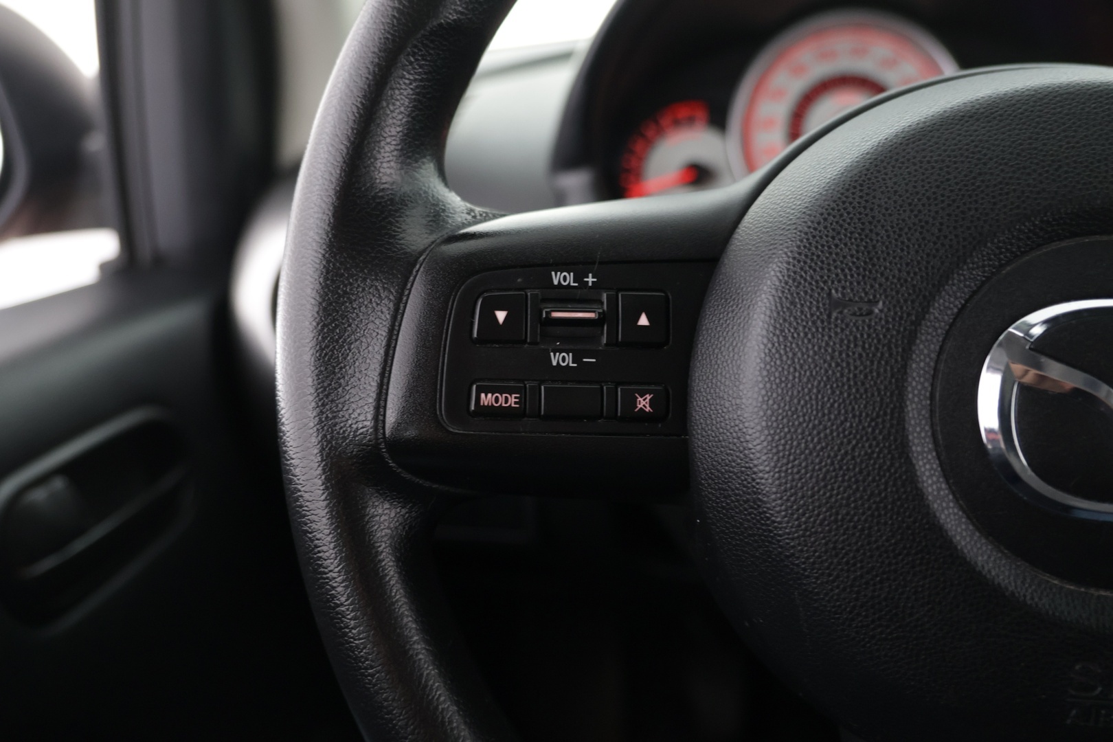 MAZDA Mazda2 2008